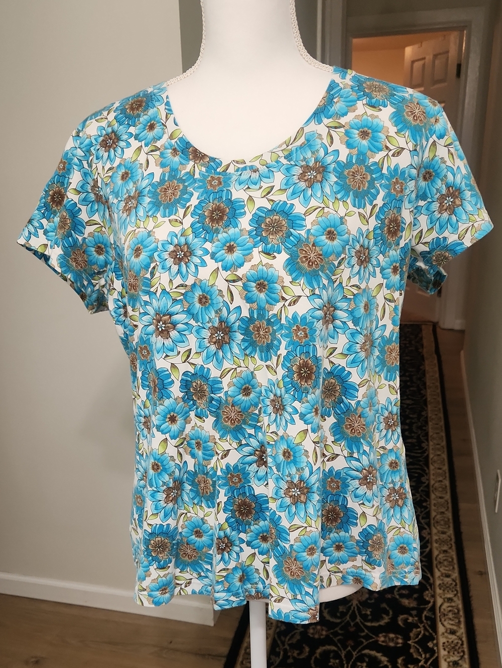 Christopher & Banks Blue Floral Daisy Short Sleeve Top Tee Size XL EUC